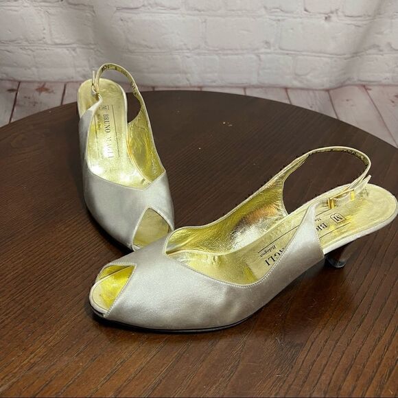 - 6.5 aaa BRUNO MAGLI vintage sling back peep toe sateen sandals GUC - Picture 8 of 13